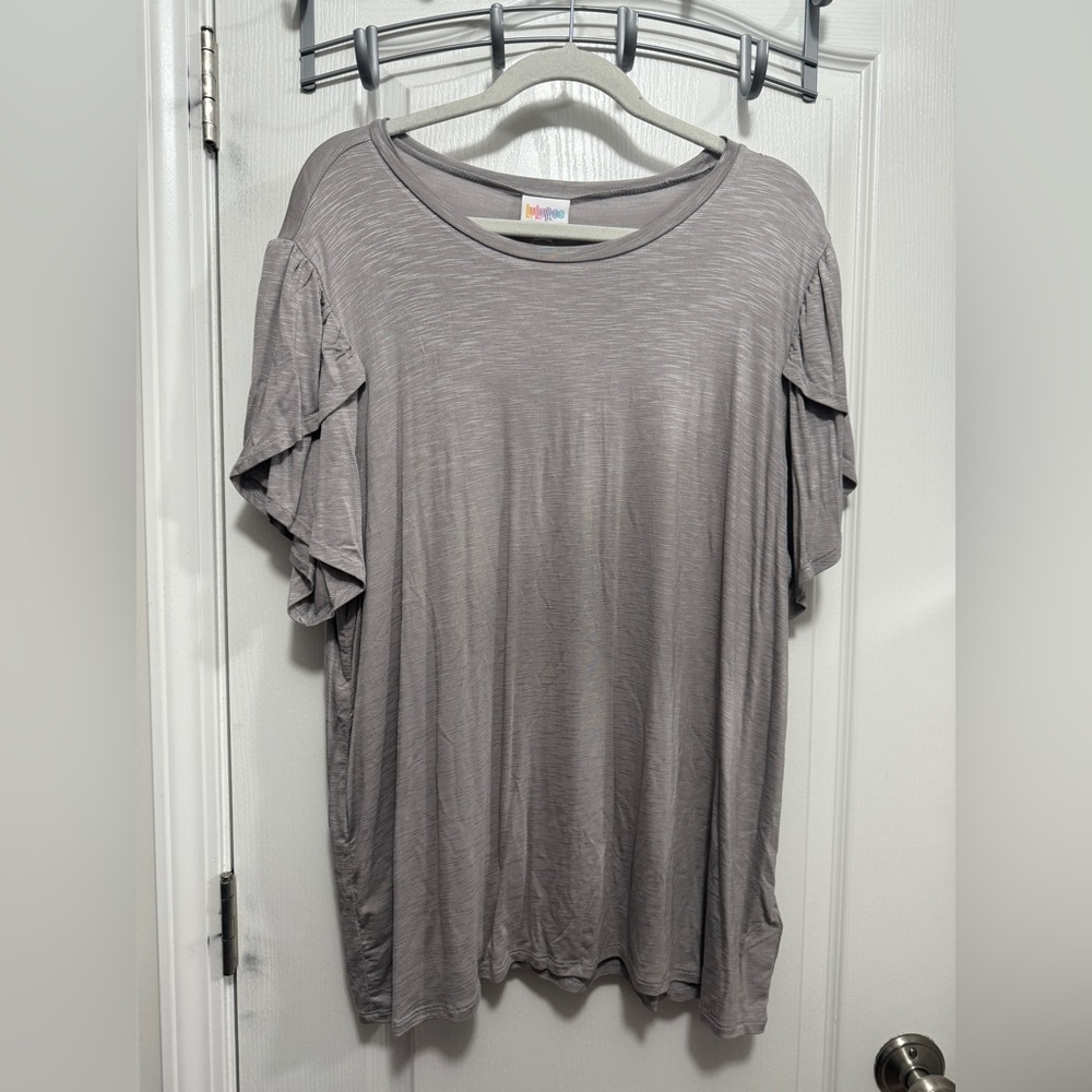 LuLaRoe Olive Tee women’s 2XL Gray Tulip Sleeve Tunic Top NWT neutral